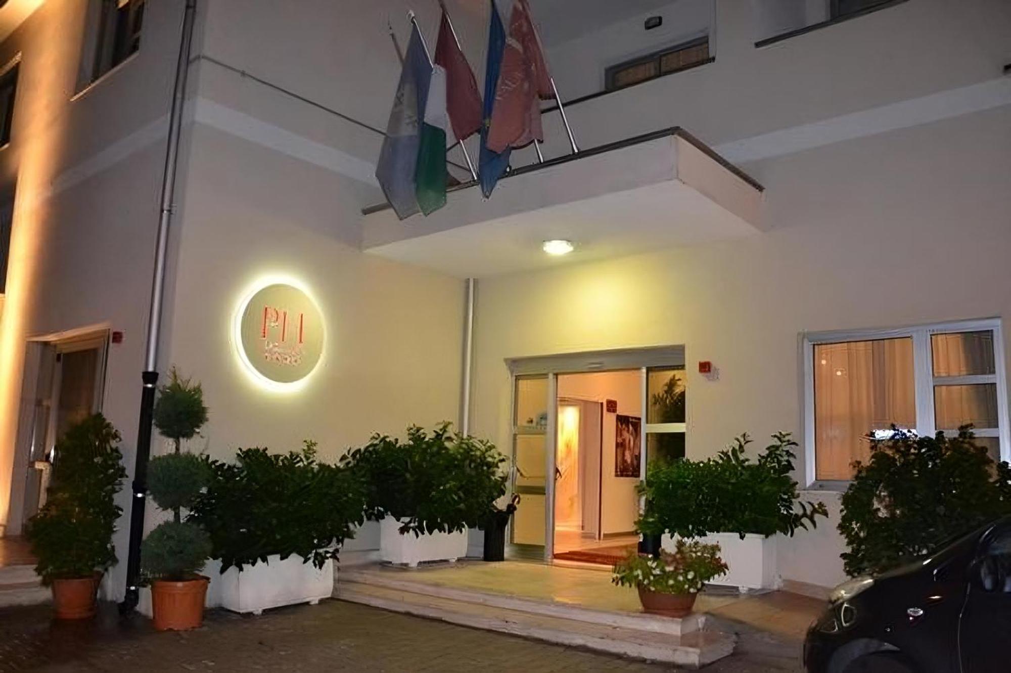Hotel Palace Gioia Tauro Esterno foto